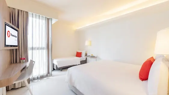 Habitación triple con vistas para amigos y familiares en Travelodge Pattaya