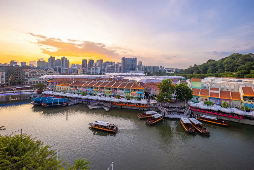 Clarke Quay Singapore riverbank lined with houses and restaurants
