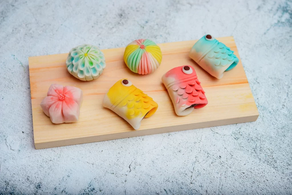 Buying Artisanal Wagashi Near Hotel di Osaka